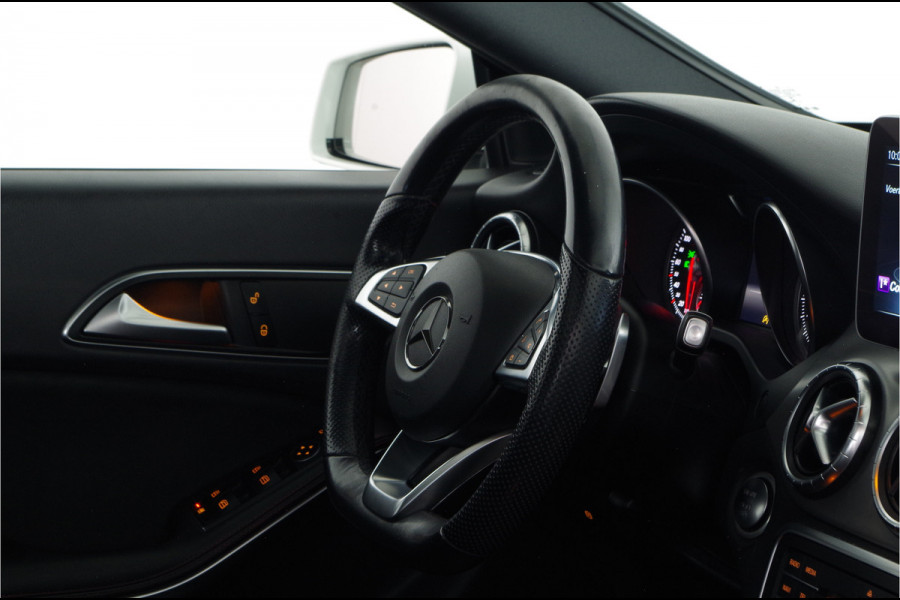 Mercedes-Benz CLA-Klasse Shooting Brake 180 AMG Line > Pano.Schuif/Trekhaak/Camera/8,0 Inch display/LED High Performance