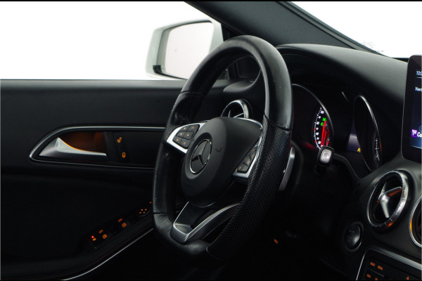 Mercedes-Benz CLA-Klasse Shooting Brake 180 AMG Line > Pano.Schuif/Trekhaak/Camera/8,0 Inch display/LED High Performance