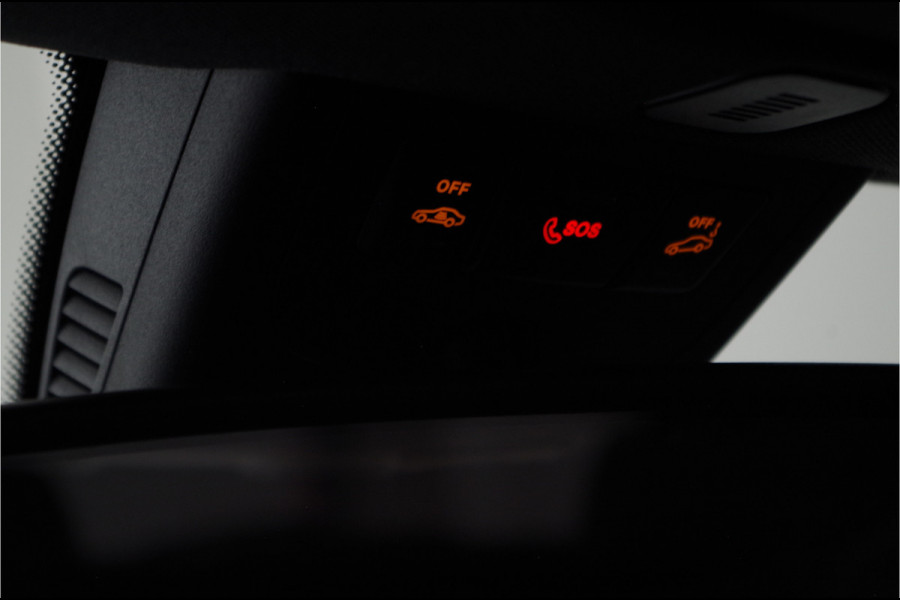 Mercedes-Benz CLA-Klasse Shooting Brake 180 AMG Line > Pano.Schuif/Trekhaak/Camera/8,0 Inch display/LED High Performance