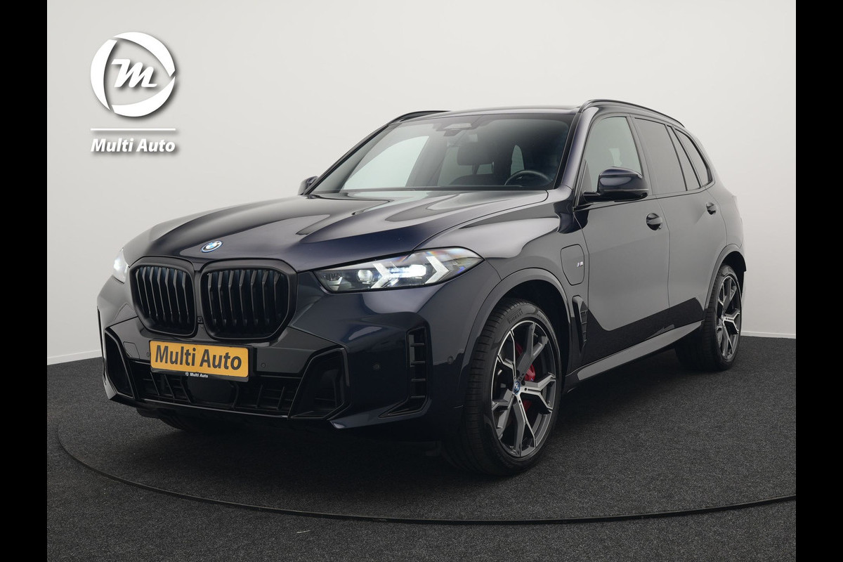 BMW X5 xDrive50e M Sport Plug In Hybrid 490pk Dealer O.H PHEV | Head Up | 360 Camera | Adaptive Cruise | Individual Lederen Comfortstoelen Memory & Verwarmd | Apple Carplay | Widescreen Navigatie | Carbon Interieur | Luchtvering | Front Assist |