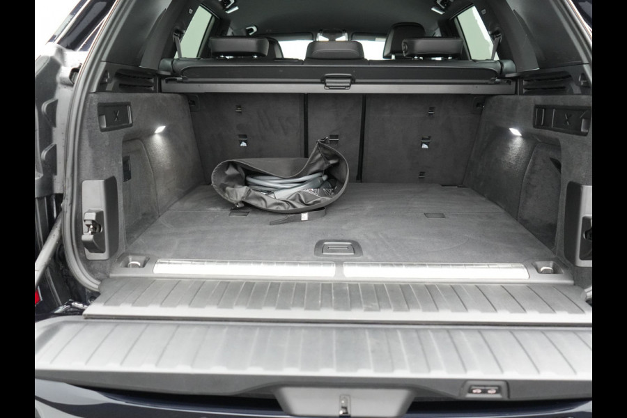 BMW X5 xDrive50e M Sport Plug In Hybrid 490pk Dealer O.H PHEV | Head Up | 360 Camera | Adaptive Cruise | Individual Lederen Comfortstoelen Memory & Verwarmd | Apple Carplay | Widescreen Navigatie | Carbon Interieur | Luchtvering | Front Assist |