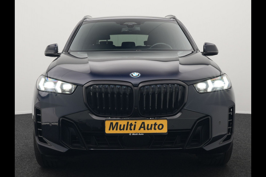 BMW X5 xDrive50e M Sport Plug In Hybrid 490pk Dealer O.H PHEV | Head Up | 360 Camera | Adaptive Cruise | Individual Lederen Comfortstoelen Memory & Verwarmd | Apple Carplay | Widescreen Navigatie | Carbon Interieur | Luchtvering | Front Assist |
