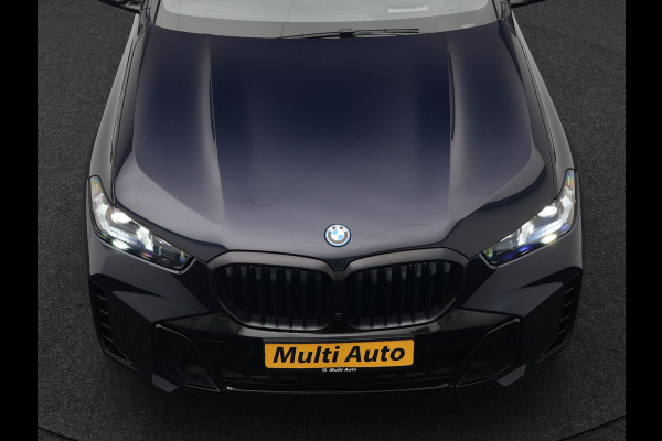 BMW X5 xDrive50e M Sport Plug In Hybrid 490pk Dealer O.H PHEV | Head Up | 360 Camera | Adaptive Cruise | Individual Lederen Comfortstoelen Memory & Verwarmd | Apple Carplay | Widescreen Navigatie | Carbon Interieur | Luchtvering | Front Assist |