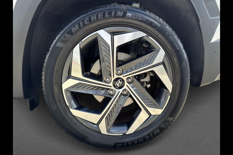 Hyundai Tucson 1.6 T-GDI PHEV Premium Sky 4WD  | schuifdak // lage kilometerstand! TOP STAAT