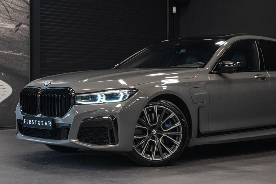 BMW 7 Serie 745e High Executive *M-Sport / Bowers & Wilkins / Actieve-Besturing / Soft-Close / Stoelventilatie / Schuif-/kanteldak*