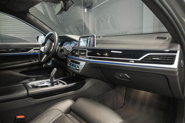 BMW 7 Serie 745e High Executive *M-Sport / Bowers & Wilkins / Actieve-Besturing / Soft-Close / Stoelventilatie / Schuif-/kanteldak*