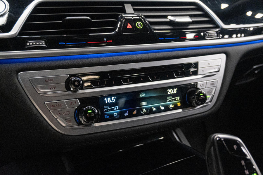 BMW 7 Serie 745e High Executive *M-Sport / Bowers & Wilkins / Actieve-Besturing / Soft-Close / Stoelventilatie / Schuif-/kanteldak*