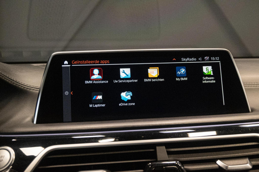 BMW 7 Serie 745e High Executive *M-Sport / Bowers & Wilkins / Actieve-Besturing / Soft-Close / Stoelventilatie / Schuif-/kanteldak*