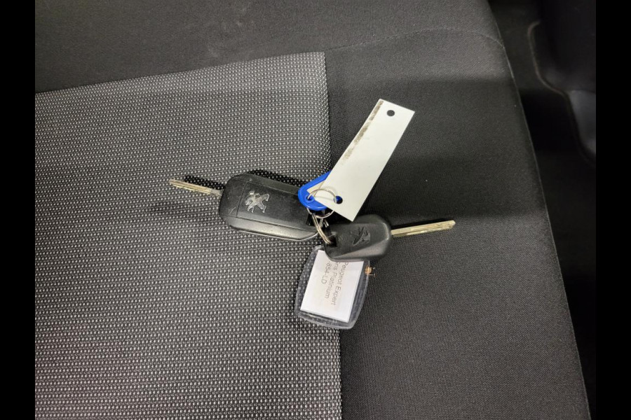 Peugeot Expert 2.0BlueHDI L3/H1 Dubbele Cabine met dubbele schuifdeur Euro 6!