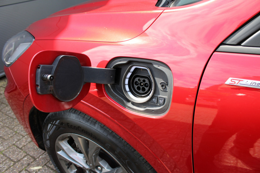 Ford Kuga 2.5 PHEV ST-Line X | Panoramadak | Head-up | BLIS | Winterpack | Trekhaak | B&O