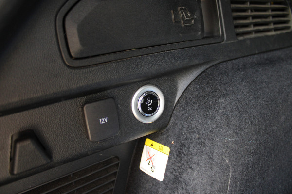 Ford Kuga 2.5 PHEV ST-Line X | Panoramadak | Head-up | BLIS | Winterpack | Trekhaak | B&O