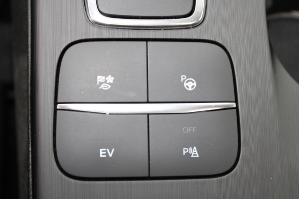 Ford Kuga 2.5 PHEV ST-Line X | Panoramadak | Head-up | BLIS | Winterpack | Trekhaak | B&O