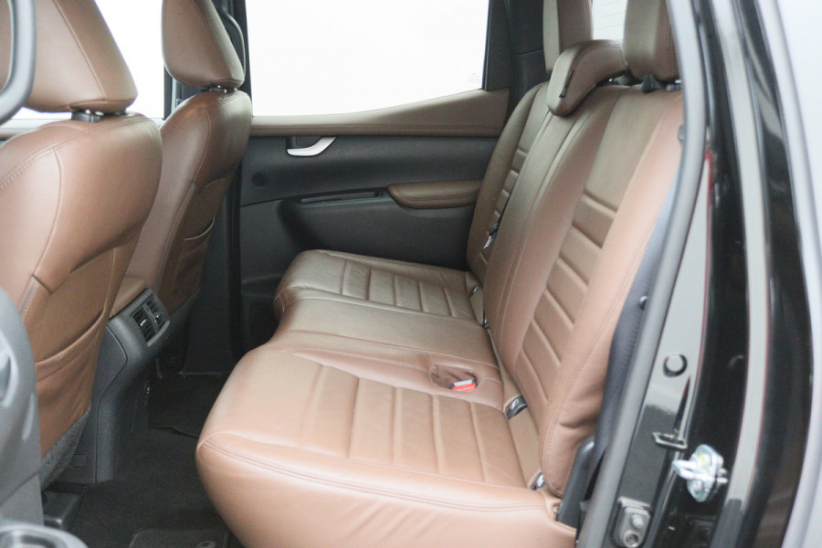Mercedes-Benz X-Klasse 350 d 4-MATIC Power 5-Zits, Leer, 360° Camera, Elektrische Stoelen, 3500KG Trekhaak, LED, 18''