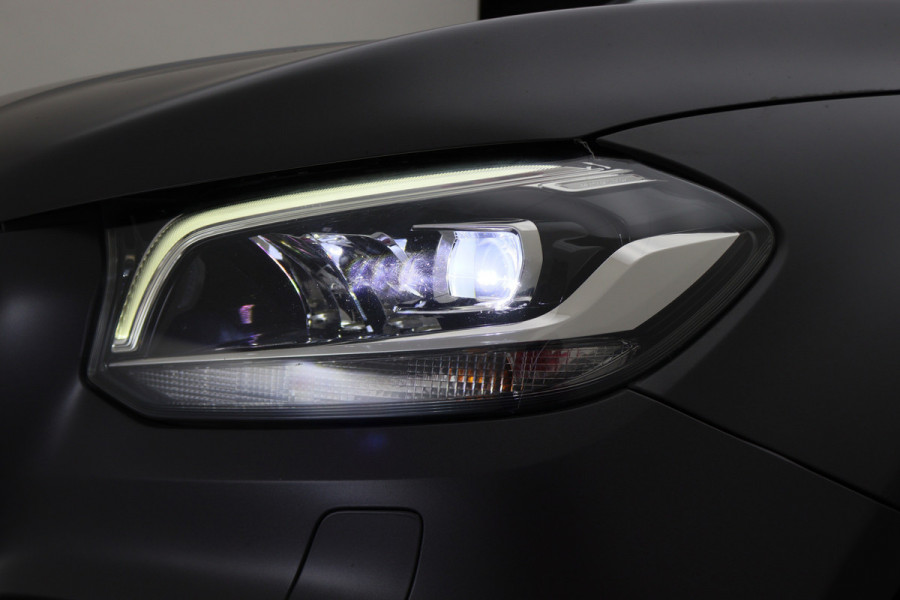 Mercedes-Benz X-Klasse 350 d 4-MATIC Power 5-Zits, Leer, 360° Camera, Elektrische Stoelen, 3500KG Trekhaak, LED, 18''
