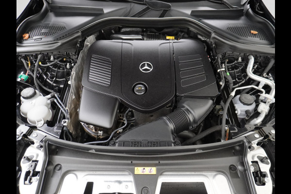 Mercedes-Benz GLC 300 e 4MATIC AMG Line | Luchtvering Achterasbesturing Trekhaak Burmester HUD Memory