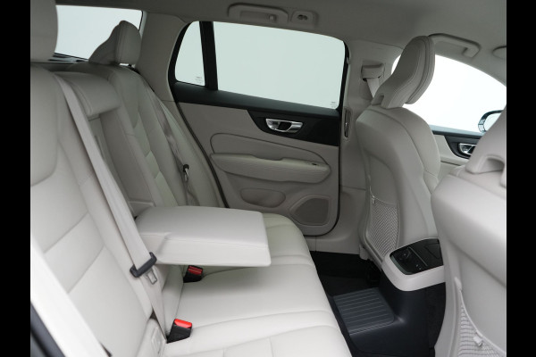 Volvo V60 T8 AWD Plus Bright Long Range Plug in In Hybrid 456pk Dealer O.H Adaptive Cruise | 360 Camera | Google assistant | Harman Kardon | Lederen Sportstoelen Memory & Verwarmd | Virtual | Google Maps | Navigatie | Pilot Assist | Apple Carplay | Keyless | DAB |