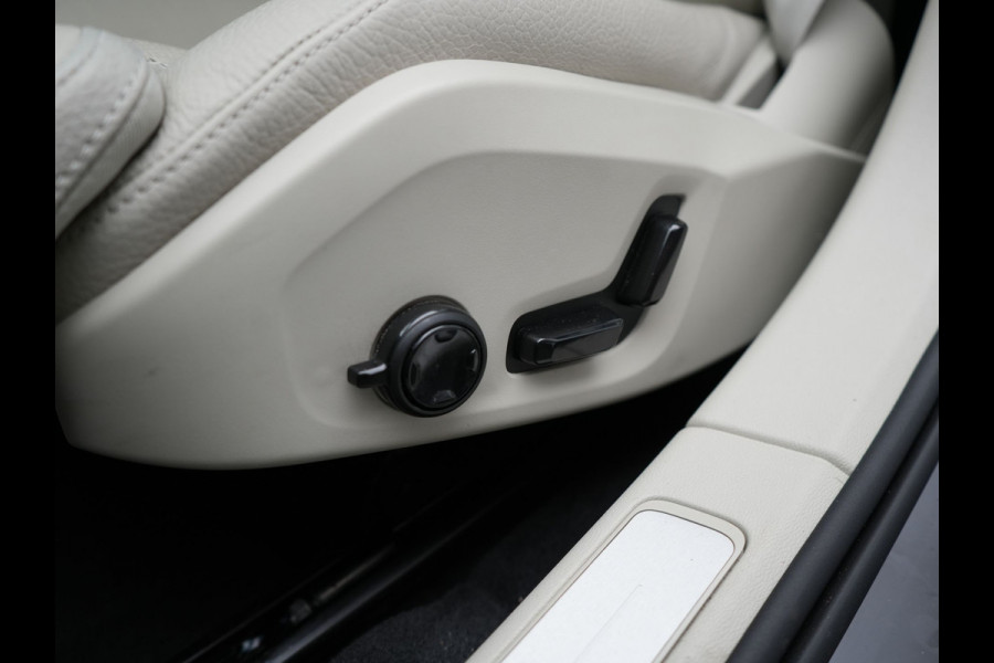 Volvo V60 T8 AWD Plus Bright Long Range Plug in In Hybrid 456pk Dealer O.H Adaptive Cruise | 360 Camera | Google assistant | Harman Kardon | Lederen Sportstoelen Memory & Verwarmd | Virtual | Google Maps | Navigatie | Pilot Assist | Apple Carplay | Keyless | DAB |