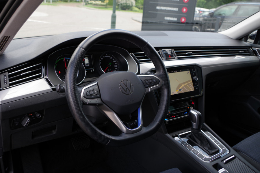 Volkswagen Passat Variant 1.4 TSI PHEV GTE 218 PK BNS, Trekhaak, IQ-LED, Adap. Cruise Control, Camera, Massage