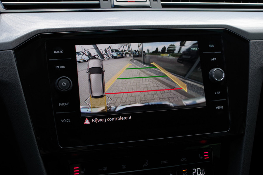 Volkswagen Passat Variant 1.4 TSI PHEV GTE 218 PK BNS, Trekhaak, IQ-LED, Adap. Cruise Control, Camera, Massage