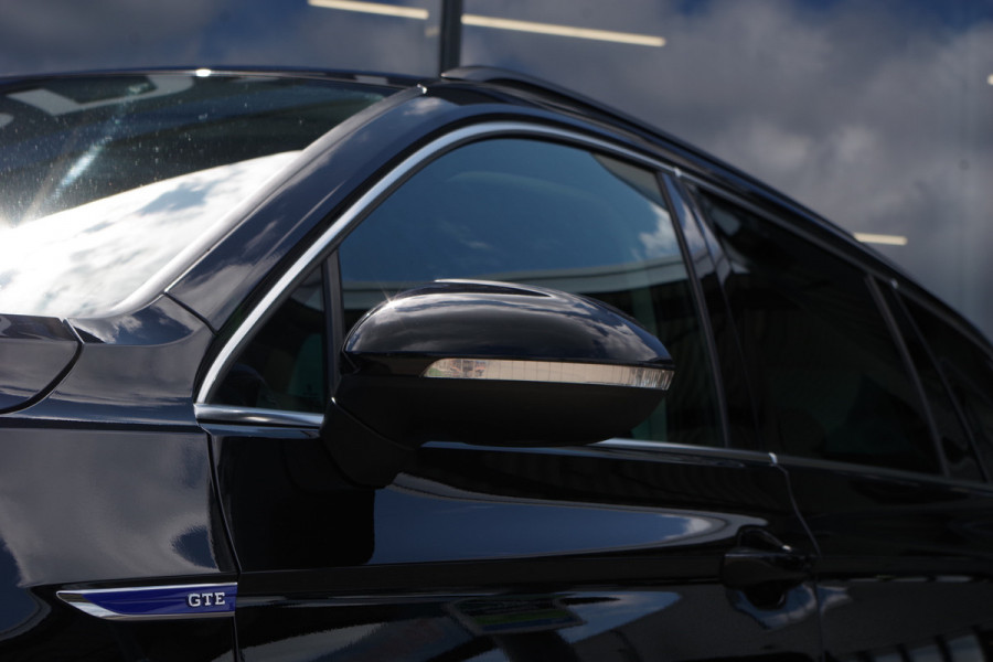 Volkswagen Passat Variant 1.4 TSI PHEV GTE 218 PK BNS, Trekhaak, IQ-LED, Adap. Cruise Control, Camera, Massage