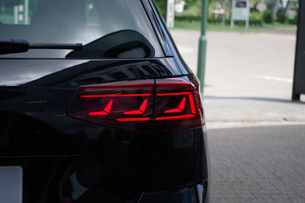 Volkswagen Passat Variant 1.4 TSI PHEV GTE 218 PK BNS, Trekhaak, IQ-LED, Adap. Cruise Control, Camera, Massage