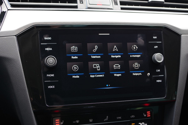 Volkswagen Passat Variant 1.4 TSI PHEV GTE 218 PK BNS, Trekhaak, IQ-LED, Adap. Cruise Control, Camera, Massage