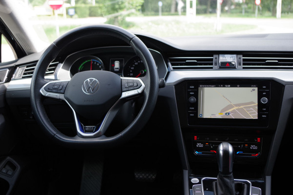 Volkswagen Passat Variant 1.4 TSI PHEV GTE 218 PK BNS, Trekhaak, IQ-LED, Adap. Cruise Control, Camera, Massage