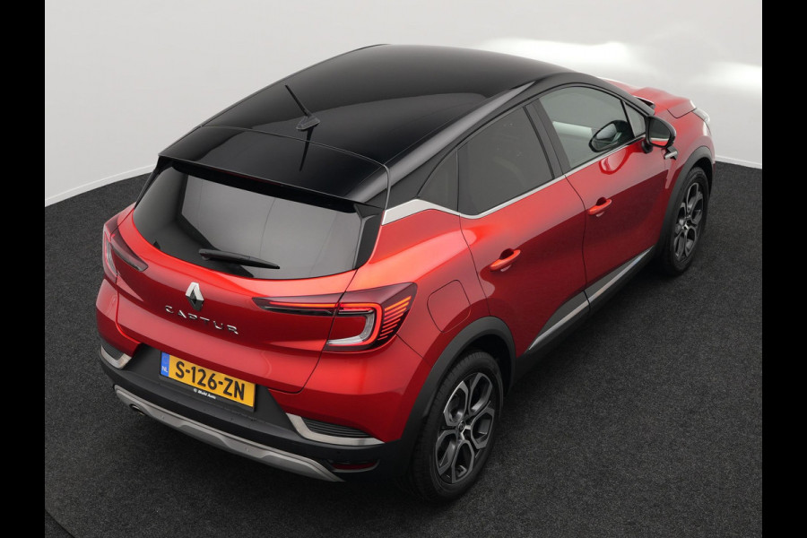 Renault Captur 1.3 TCe 140 Intens Automaat 141pk | Apple Carplay | Sportstoelen | Navigatie | Camera | DAB | L.M. 18" | Cruise Control |