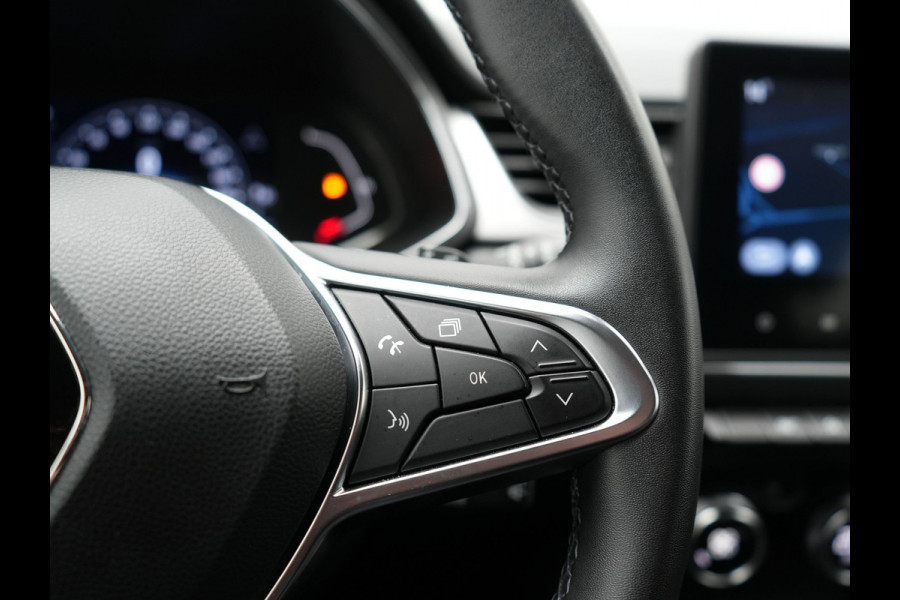 Renault Captur 1.3 TCe 140 Intens Automaat 141pk | Apple Carplay | Sportstoelen | Navigatie | Camera | DAB | L.M. 18" | Cruise Control |