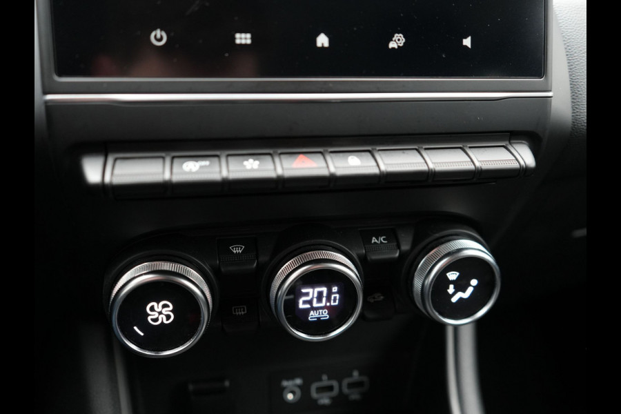 Renault Captur 1.3 TCe 140 Intens Automaat 141pk | Apple Carplay | Sportstoelen | Navigatie | Camera | DAB | L.M. 18" | Cruise Control |