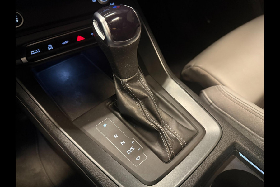 Audi Q3 Sportback 45 TFSI e 3X S-LINE BLACKLINE 20'' PANO/STOEL-M/V-COCKPIT/SONOS/CAM/DAB/CARPLAY/LED///