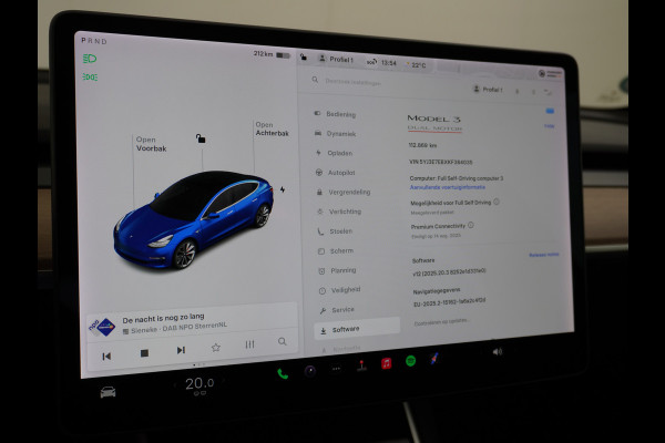 Tesla Model 3 Performance AWD 513pk FSD-MEEGELEVERD PAKKET! €71.440,- nieuw! 0-100kmh 3.4sec! Lmv-20" AutoPilot Carbon-Spoiler Full Self-Drivi Navi Led ACC DAB Voorverwarming interieur en Keyless via GSM-App One-Pedal-Drive Rode Remklauwen Premium Audio Veel grip door 4WD vierwielaandrijving.  Origineel Nederlandse auto nieuwprijs €72.080 Garantie op Accu en motor tot 28-12-2027/192.000km