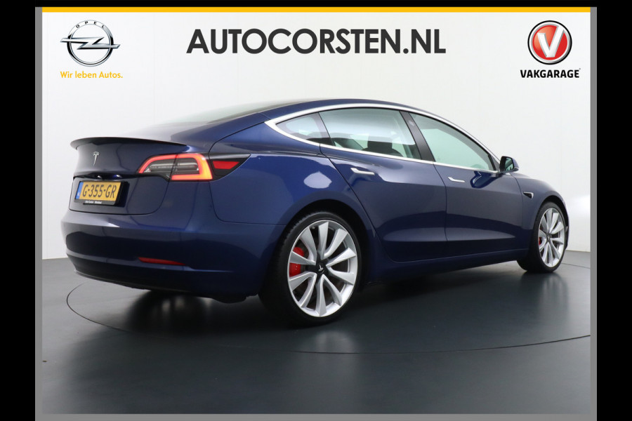 Tesla Model 3 Performance AWD 513pk FSD-MEEGELEVERD PAKKET! €71.440,- nieuw! 0-100kmh 3.4sec! Lmv-20" AutoPilot Carbon-Spoiler Full Self-Drivi Navi Led ACC DAB Voorverwarming interieur en Keyless via GSM-App One-Pedal-Drive Rode Remklauwen Premium Audio Veel grip door 4WD vierwielaandrijving.  Origineel Nederlandse auto nieuwprijs €72.080 Garantie op Accu en motor tot 28-12-2027/192.000km