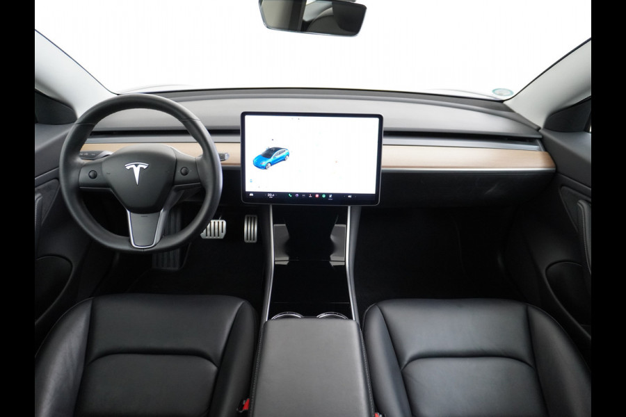 Tesla Model 3 Performance AWD 513pk FSD-MEEGELEVERD PAKKET! €71.440,- nieuw! 0-100kmh 3.4sec! Lmv-20" AutoPilot Carbon-Spoiler Full Self-Drivi Navi Led ACC DAB Voorverwarming interieur en Keyless via GSM-App One-Pedal-Drive Rode Remklauwen Premium Audio Veel grip door 4WD vierwielaandrijving.  Origineel Nederlandse auto nieuwprijs €72.080 Garantie op Accu en motor tot 28-12-2027/192.000km