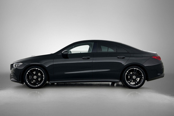 Mercedes-Benz CLA-Klasse 180 Business Solution AMG Upgrade Edition(NL-auto, Camera, Parkeerhulp, Navigatie, StoelV, Etc)