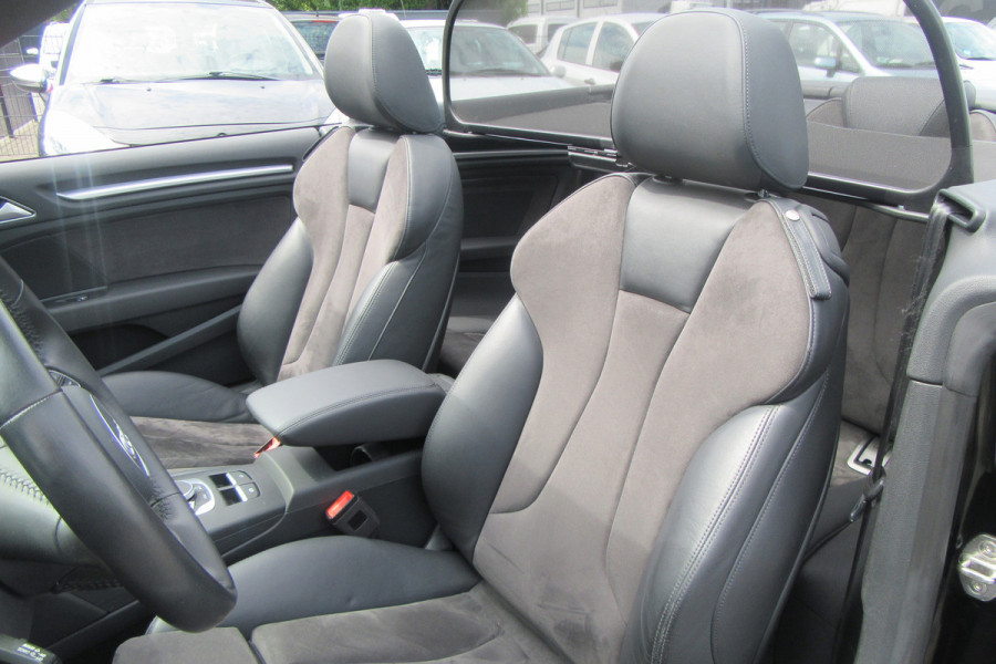 Audi A3 Cabriolet 1.4 TFSI CoD Sport Automaat, Navi, Camera, Xenon