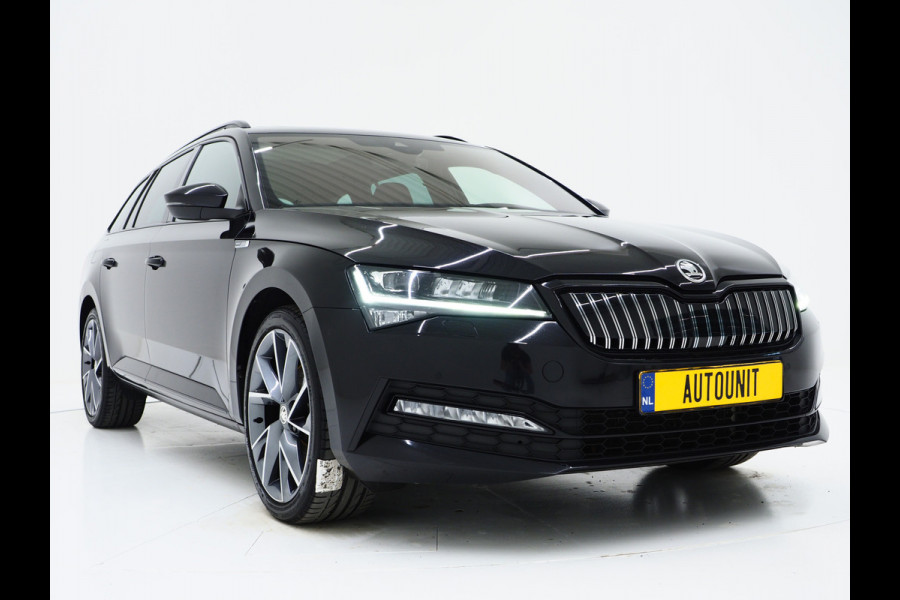 Škoda Superb Combi 1.4 TSI iV Sportline 218PK | Panoramadak | Trekhaak | Canton | Sportstoelen | Camera | Keyless