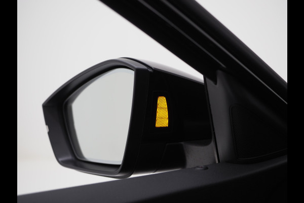 Škoda Superb Combi 1.4 TSI iV Sportline 218PK | Panoramadak | Trekhaak | Canton | Sportstoelen | Camera | Keyless