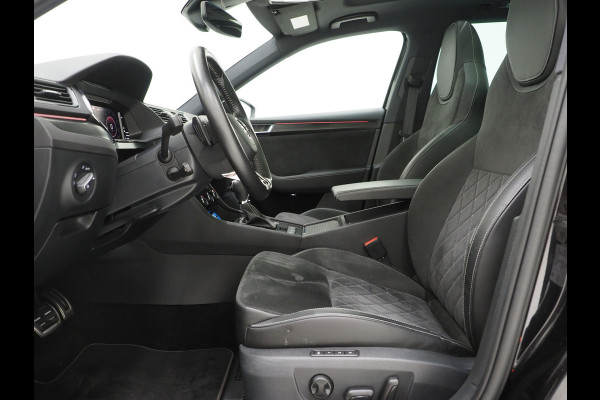 Škoda Superb Combi 1.4 TSI iV Sportline 218PK | Panoramadak | Trekhaak | Canton | Sportstoelen | Camera | Keyless