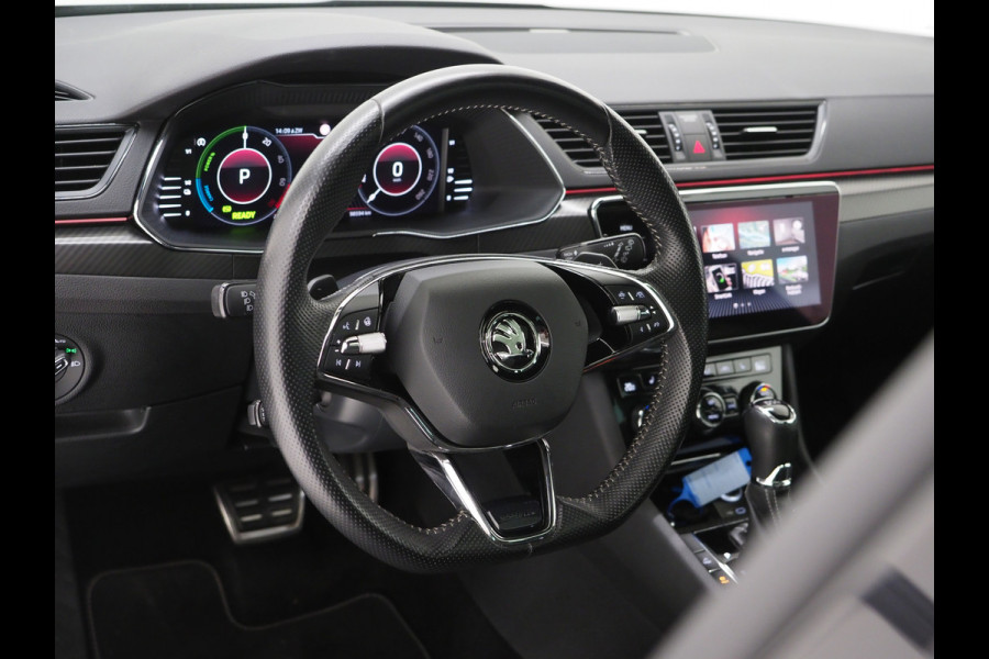 Škoda Superb Combi 1.4 TSI iV Sportline 218PK | Panoramadak | Trekhaak | Canton | Sportstoelen | Camera | Keyless