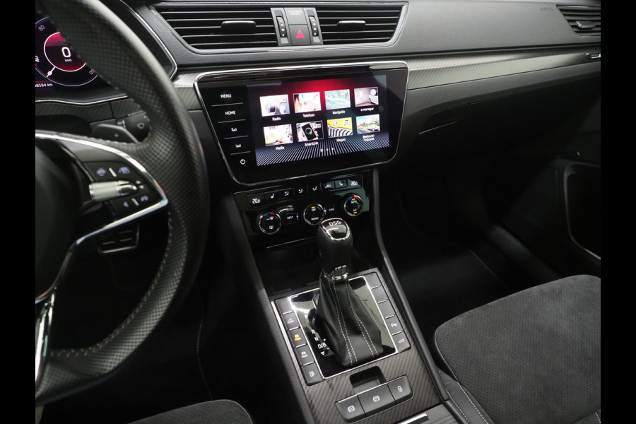 Škoda Superb Combi 1.4 TSI iV Sportline 218PK | Panoramadak | Trekhaak | Canton | Sportstoelen | Camera | Keyless