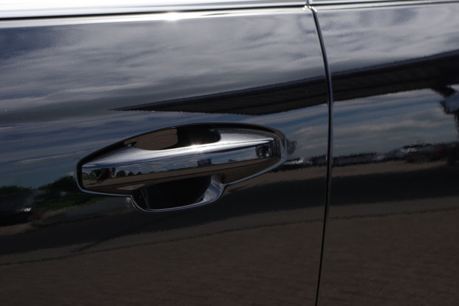 Volvo XC40 1.5 T4 Plug-in Hybrid 211 PK Core Bright, FACE-LIFT, LED, Keyless, Climate Control