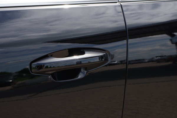 Volvo XC40 1.5 T4 Plug-in Hybrid 211 PK Core Bright, FACE-LIFT, LED, Keyless, Climate Control