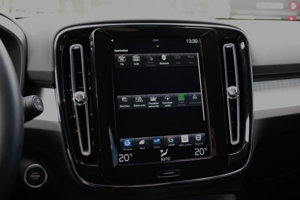 Volvo XC40 1.5 T4 Plug-in Hybrid 211 PK Core Bright, FACE-LIFT, LED, Keyless, Climate Control