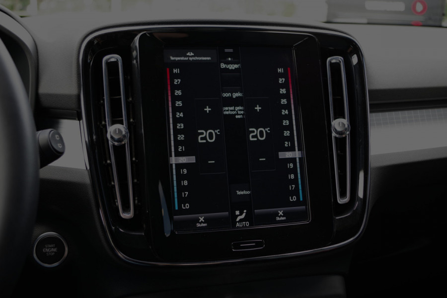 Volvo XC40 1.5 T4 Plug-in Hybrid 211 PK Core Bright, FACE-LIFT, LED, Keyless, Climate Control