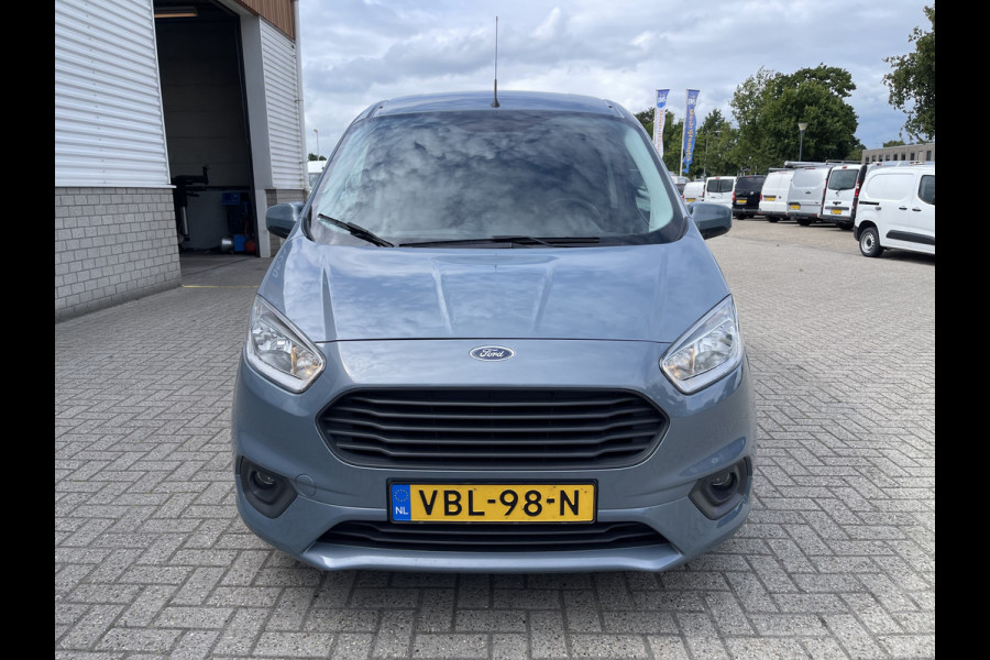 Ford Transit Courier 1.5 TDCI Limited / euro 6 diesel / bpm vrij / vaste prijs rijklaar € 8950 ex btw / airco / cruise / navigatie / grijs blauw metallic / parkeersensoren achter !