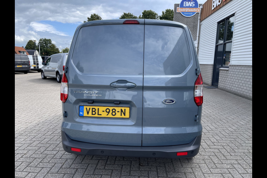 Ford Transit Courier 1.5 TDCI Limited / euro 6 diesel / bpm vrij / vaste prijs rijklaar € 8950 ex btw / airco / cruise / navigatie / grijs blauw metallic / parkeersensoren achter !