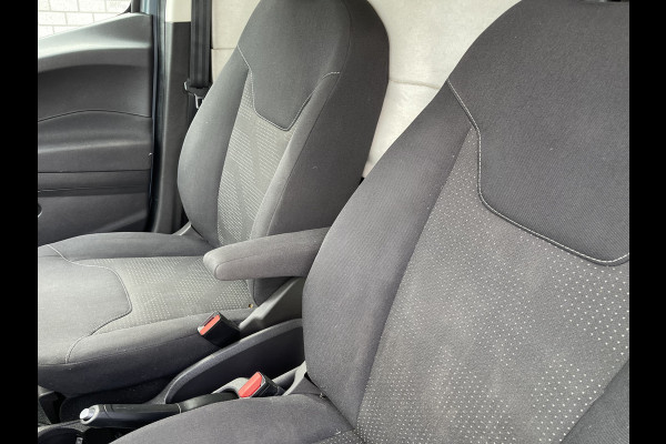 Ford Transit Courier 1.5 TDCI Limited / euro 6 diesel / bpm vrij / vaste prijs rijklaar € 8950 ex btw / airco / cruise / navigatie / grijs blauw metallic / parkeersensoren achter !