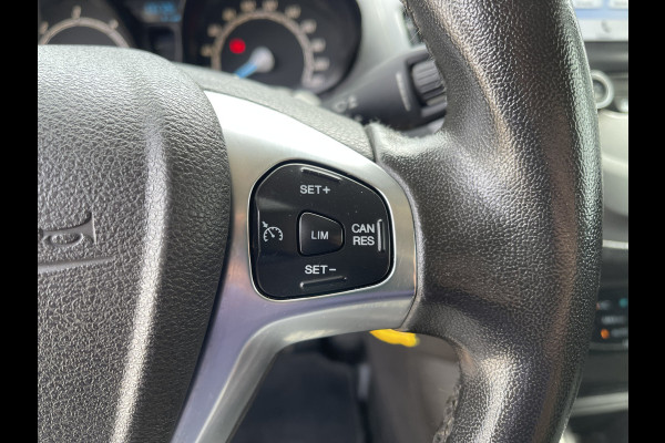 Ford Transit Courier 1.5 TDCI Limited / euro 6 diesel / bpm vrij / vaste prijs rijklaar € 8950 ex btw / airco / cruise / navigatie / grijs blauw metallic / parkeersensoren achter !