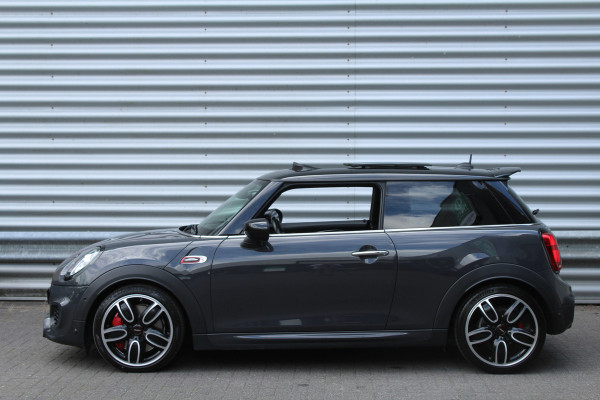 MINI John Cooper Works 2.0 232pk JCW Chili AUTOMAAT NL-Auto NAP 44dkm Clima Cruise Navi Camera Panoramadak HUD LMV